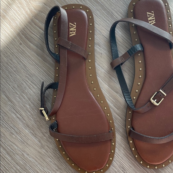 Zara Brown Studded Flat Sandals - Picture 4 of 5